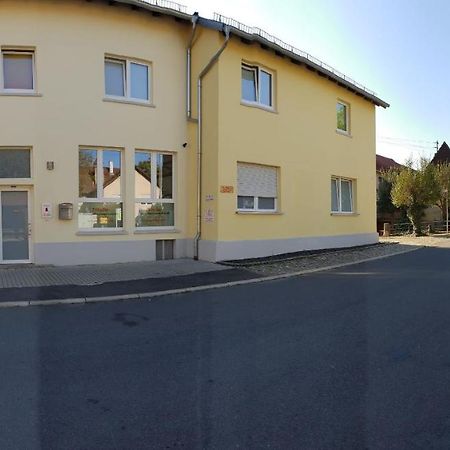 Monteurzimmer Ferienwohnungen Fritsche-Tauberbischofsheim Dittwar エクステリア 写真