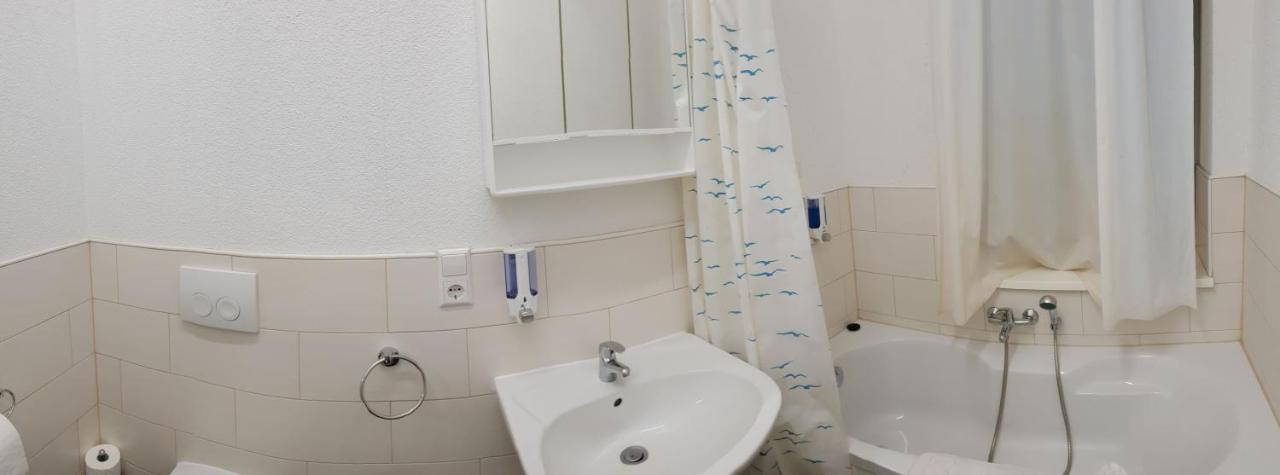 Monteurzimmer Ferienwohnungen Fritsche-Tauberbischofsheim Dittwar エクステリア 写真